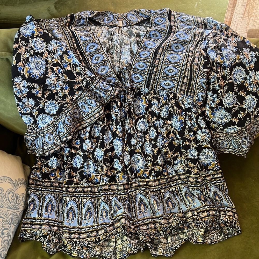 Free people tunic - size XS (runs large)